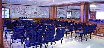 Aadithya Hotel 3*